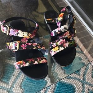 Floral sandals